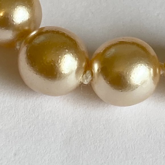 Vintage Cream Glass Pearl Necklace 16" 6mm Hand Knotted Choker Length - Picture 8 of 11